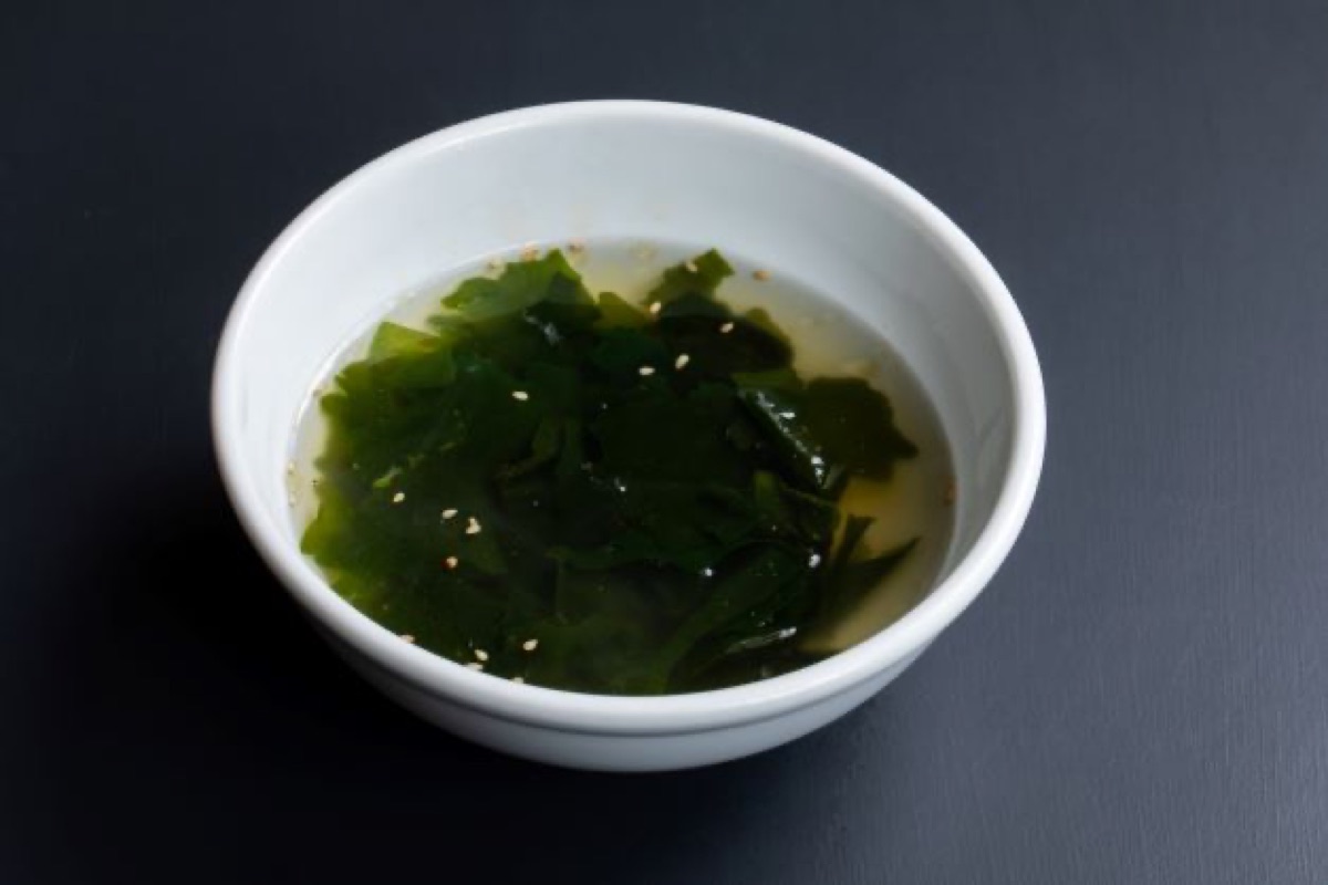 わかめスープ