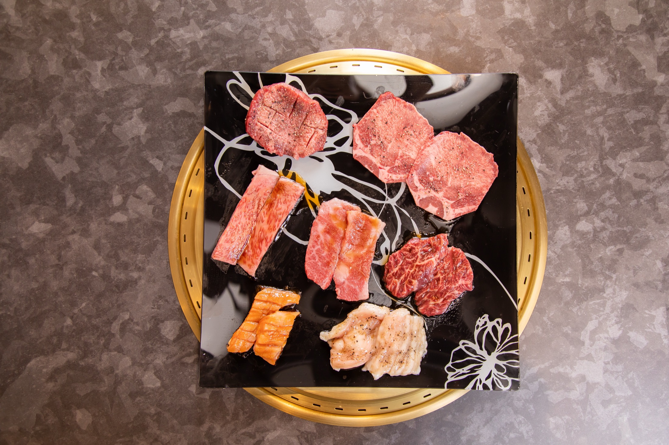 牡丹園の和牛盛り合わせ